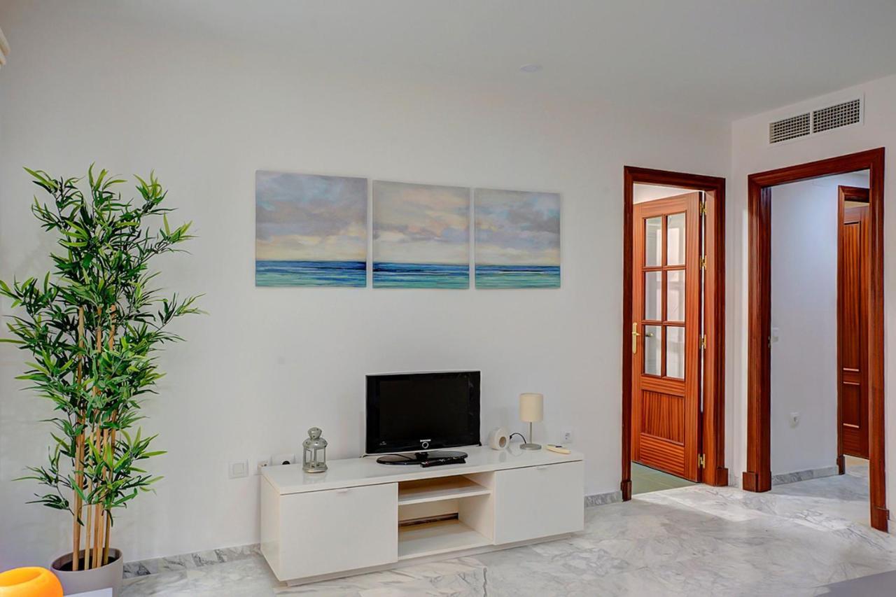 Residencial Torres Apartment เซบีญา ภายนอก รูปภาพ