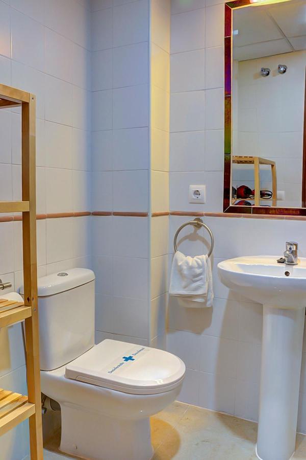 Residencial Torres Apartment เซบีญา ภายนอก รูปภาพ